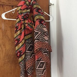 Abstract Scarf